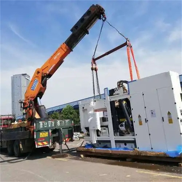 湾里附近小吊车联系方式|8-16吨|本地及时服务